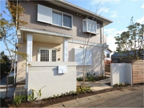 神奈川県藤沢市　手付かずだった門周り、建物イメージをガラリと変えます・・・ビフォーアフター。Ｋ様邸
