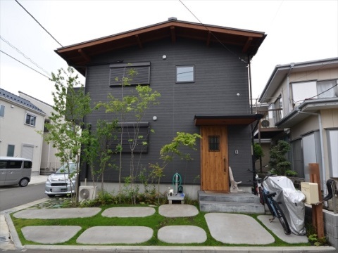 神奈川県茅ヶ崎市　新築外構 限られたスペースに小さな森を町に緑のおすそわけ新築外構工事　Ｔ様邸