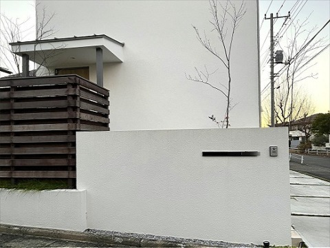 八王子市　新築外構 白基調のシンプルデザイン門周りでクローズ外構　Ｈ様邸