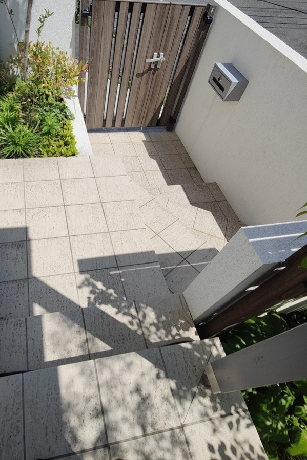 八王子市　新築外構 庭工事 高性能住宅の機能的にデザインする。～その後 新緑の季節　Ｈ様邸