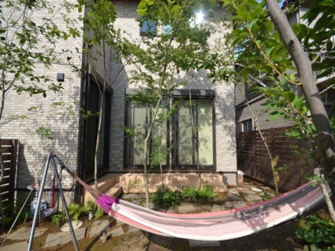 神奈川県中郡大磯町　庭リフォーム 雑木の木々に囲まれてハンモックでゆらゆら癒される。Ｙ様邸
