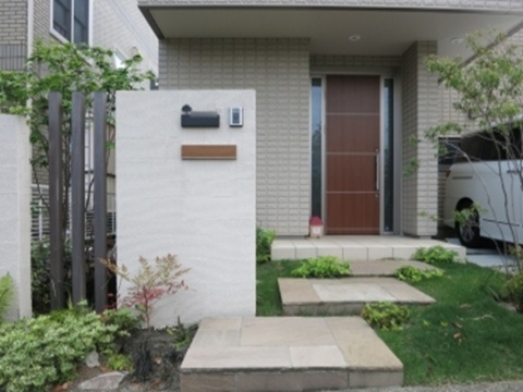 ナチュラルモダンエクステリアと雑木その後　神奈川県伊勢原市Ｋ様邸
