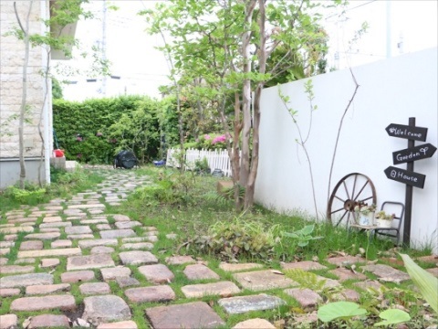 神奈川県秦野市　シャビーシックなナチュラルガーデンリフォーム。Ｔ様邸
