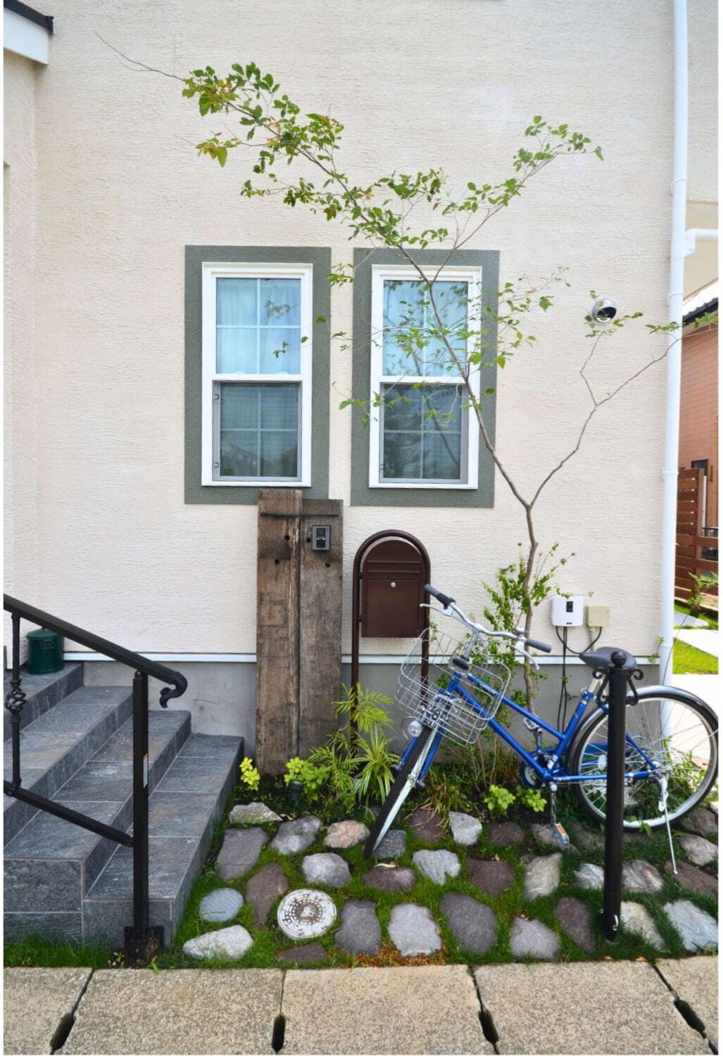 神奈川県厚木市 新築外構 雑木と駐車場兼ガーデンでナチュラルに　Ｗ様邸
